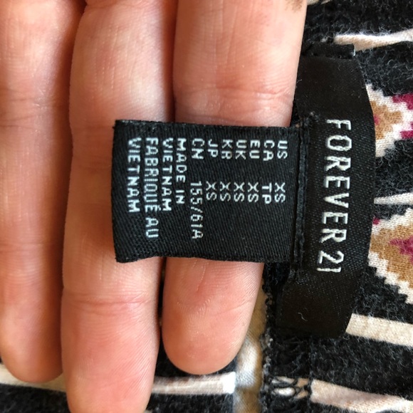 Aztec Print Leggings - Picture 3 of 6